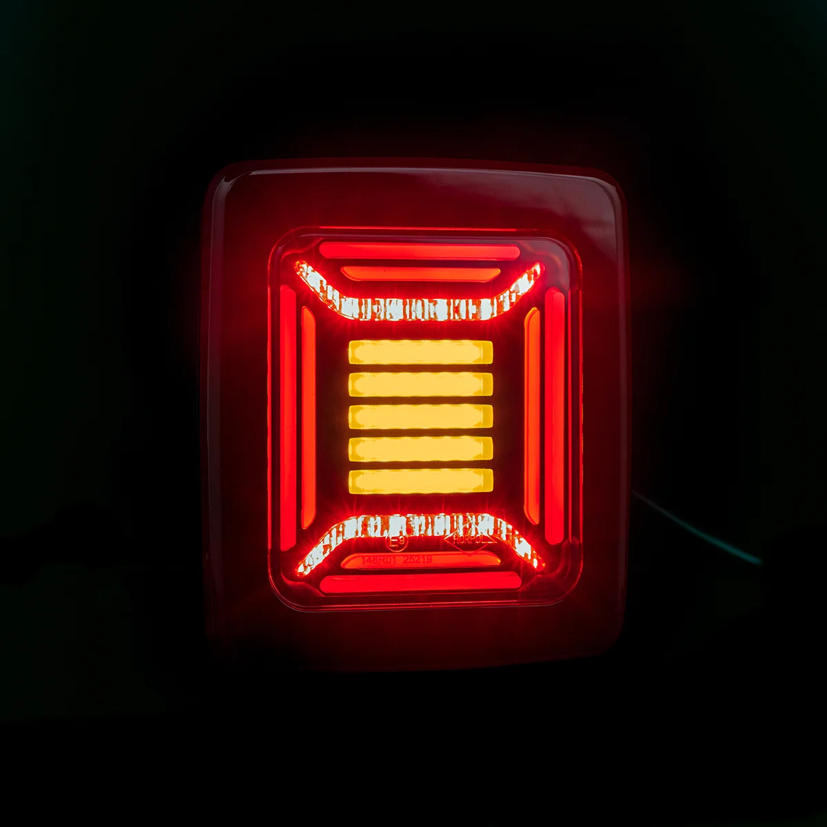 LED achterlicht | black | 12-24v | - Lzd 2877 15 1 - VC-5910