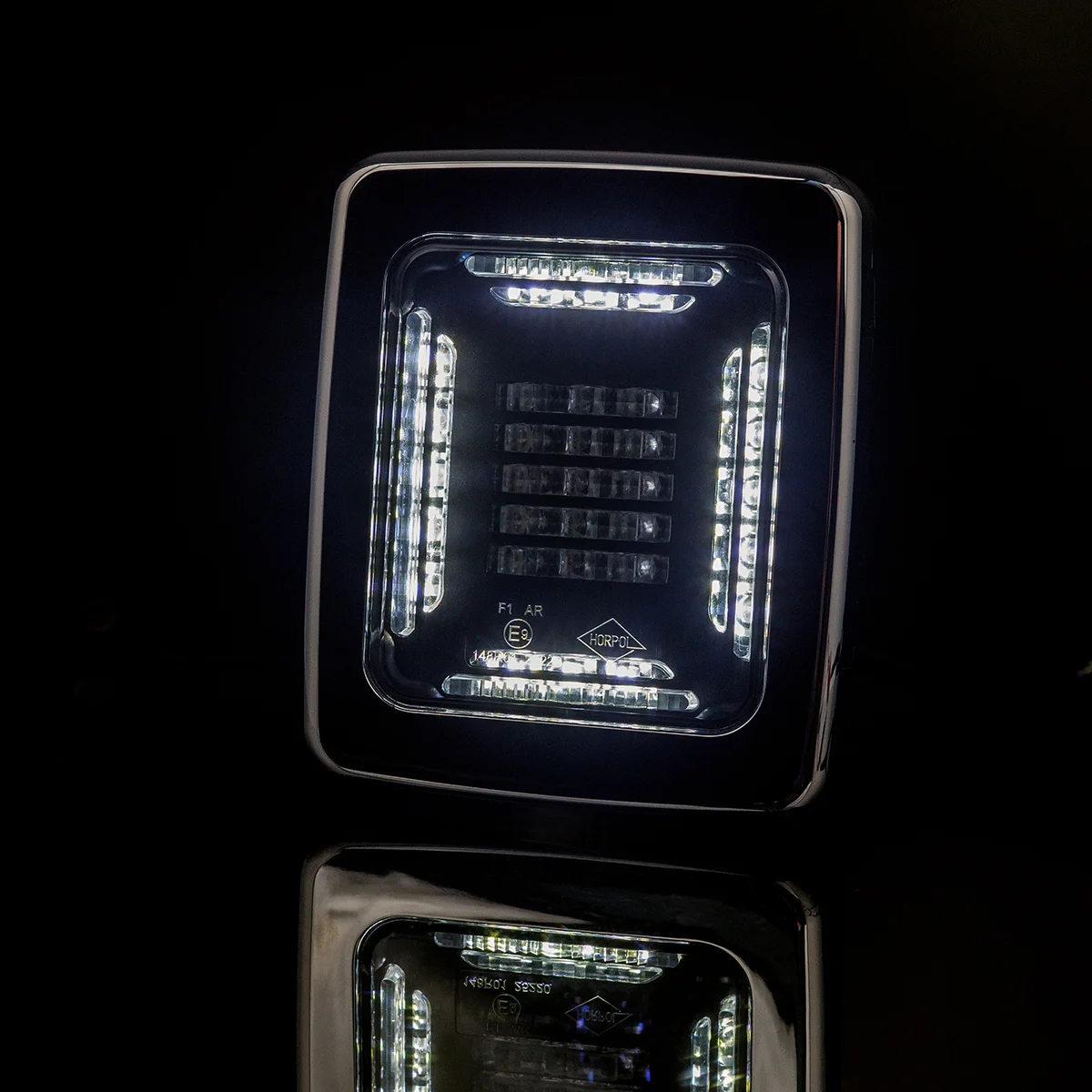 LED mist-achteruitijlicht | chrome | 12-24v - Lzd 2879 1 1 - VMR-5920