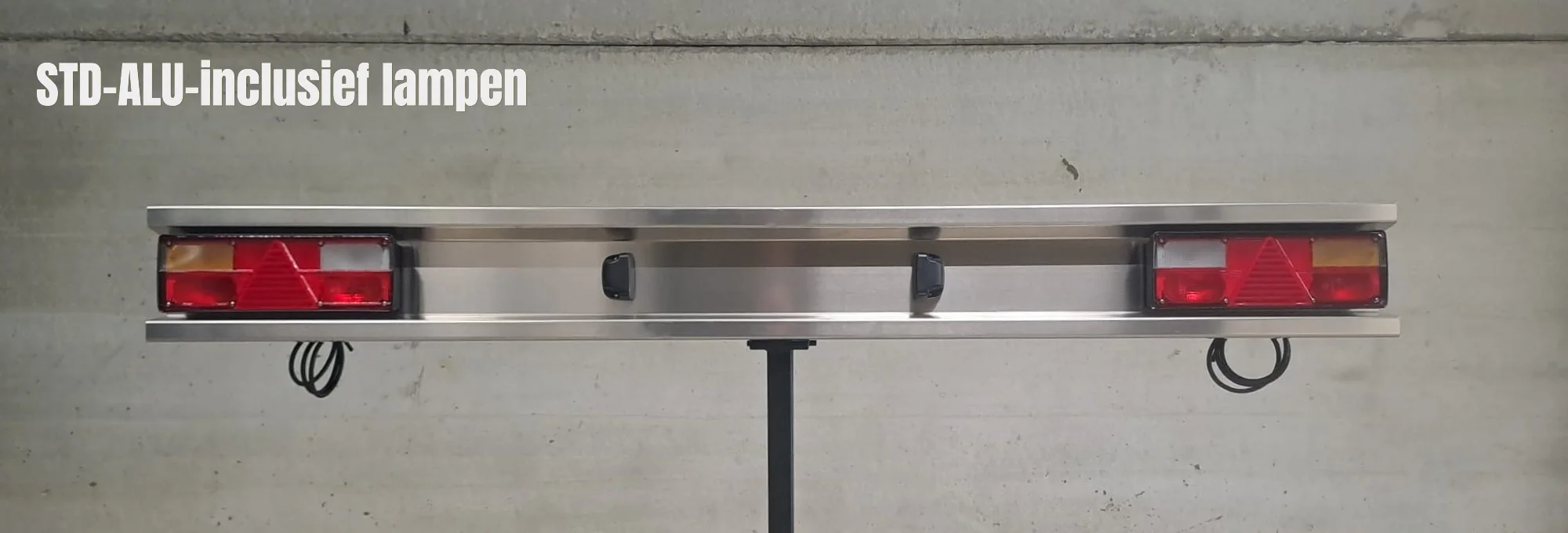 Trailer bumper inclusief lampen - Std bump 4 - Trailer bumper inclusief lampen