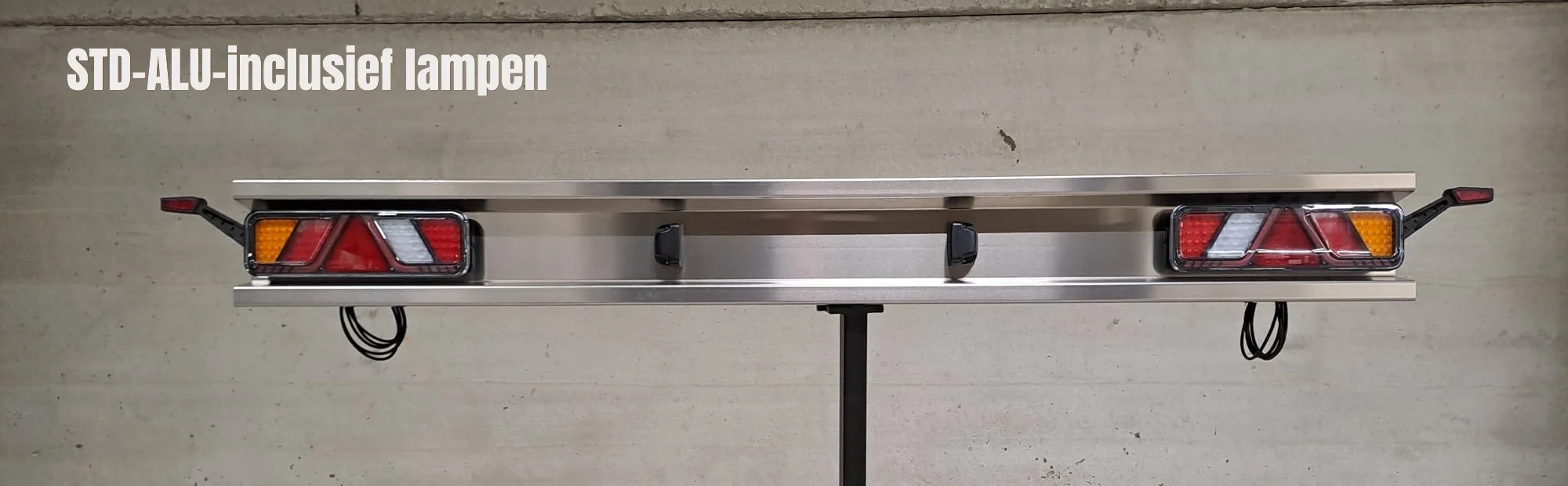 Trailer bumper inclusief led lampen. - Stdalu3 1 - Trailer bumper inclusief led lampen