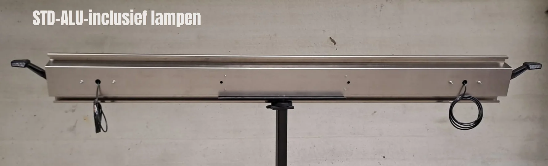 Trailer bumper inclusief led lampen. - Stdalu5 - Trailer bumper inclusief led lampen